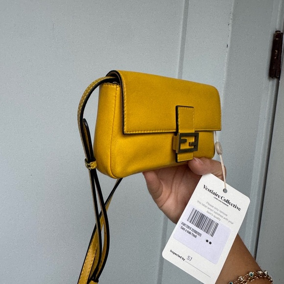 Fendi Baguette, Mini , Nano – Authentic - Picture 4 of 11